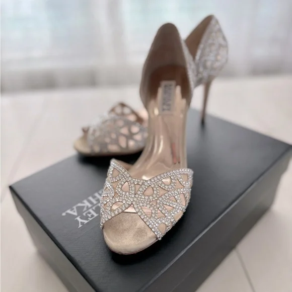 Badgley Mischka Harris Peep Toe d'Orsay Pumps, Size 7 - Picture 12 of 13